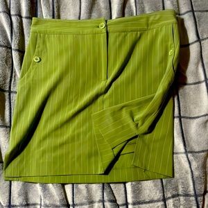 Izod Green Business skirt